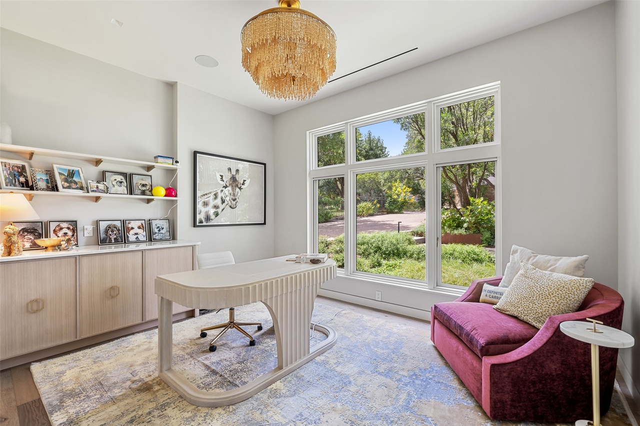 3111 Above Stratford