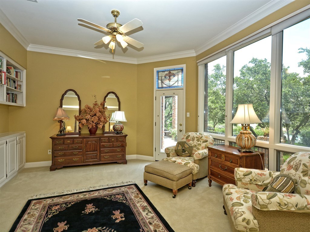 4209 Hidden Canyon Cv